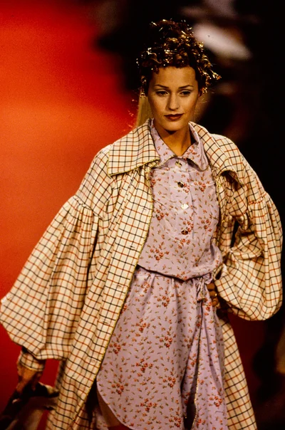 Look 3